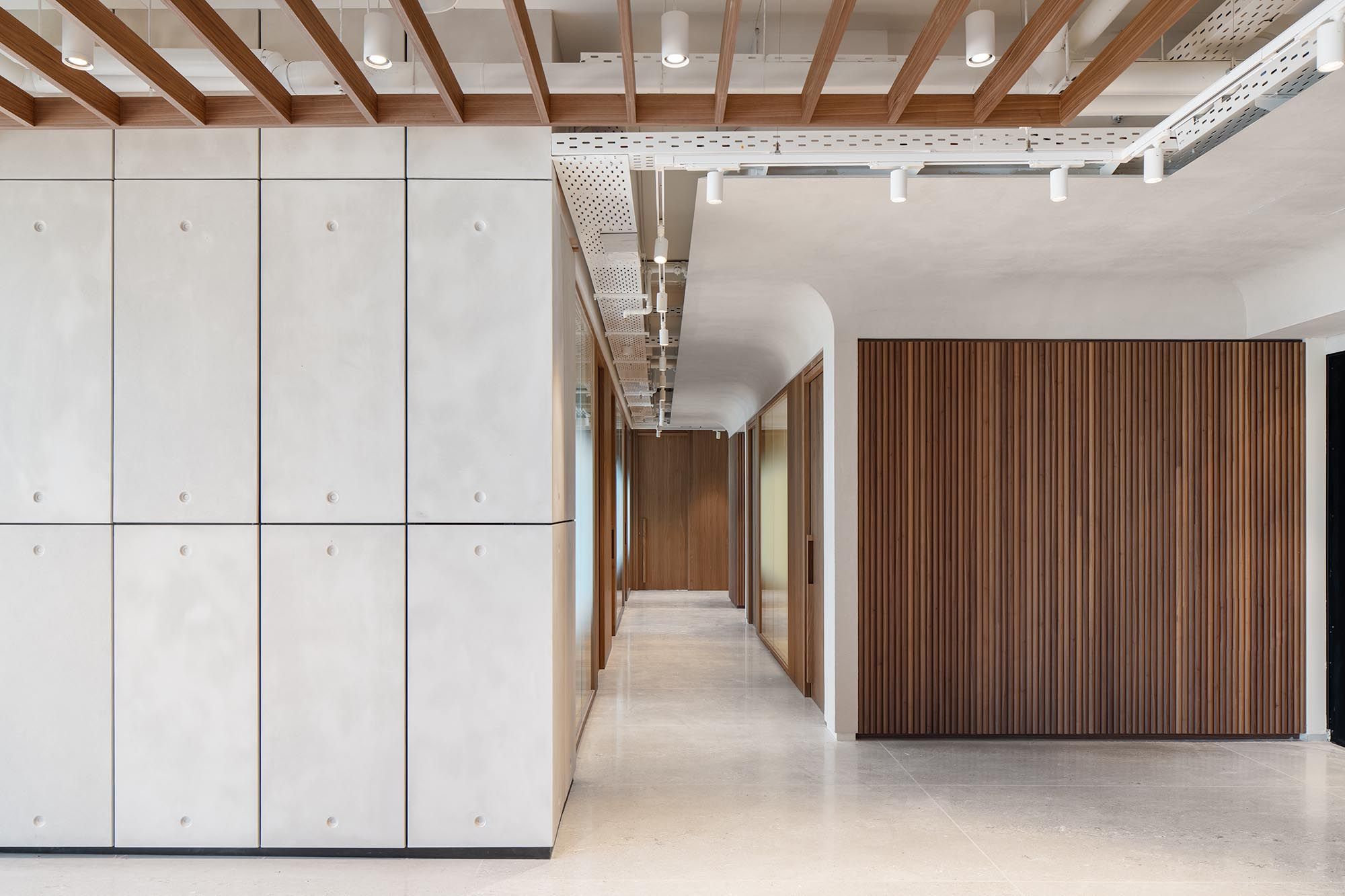 1500平米辦公室裝修完工照實景效果 - 走廊 · Corridor
